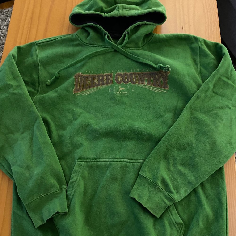 JOHN DEERE HOODED SWEATSHIRT